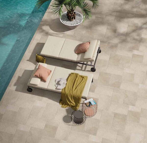 Molo_Tile