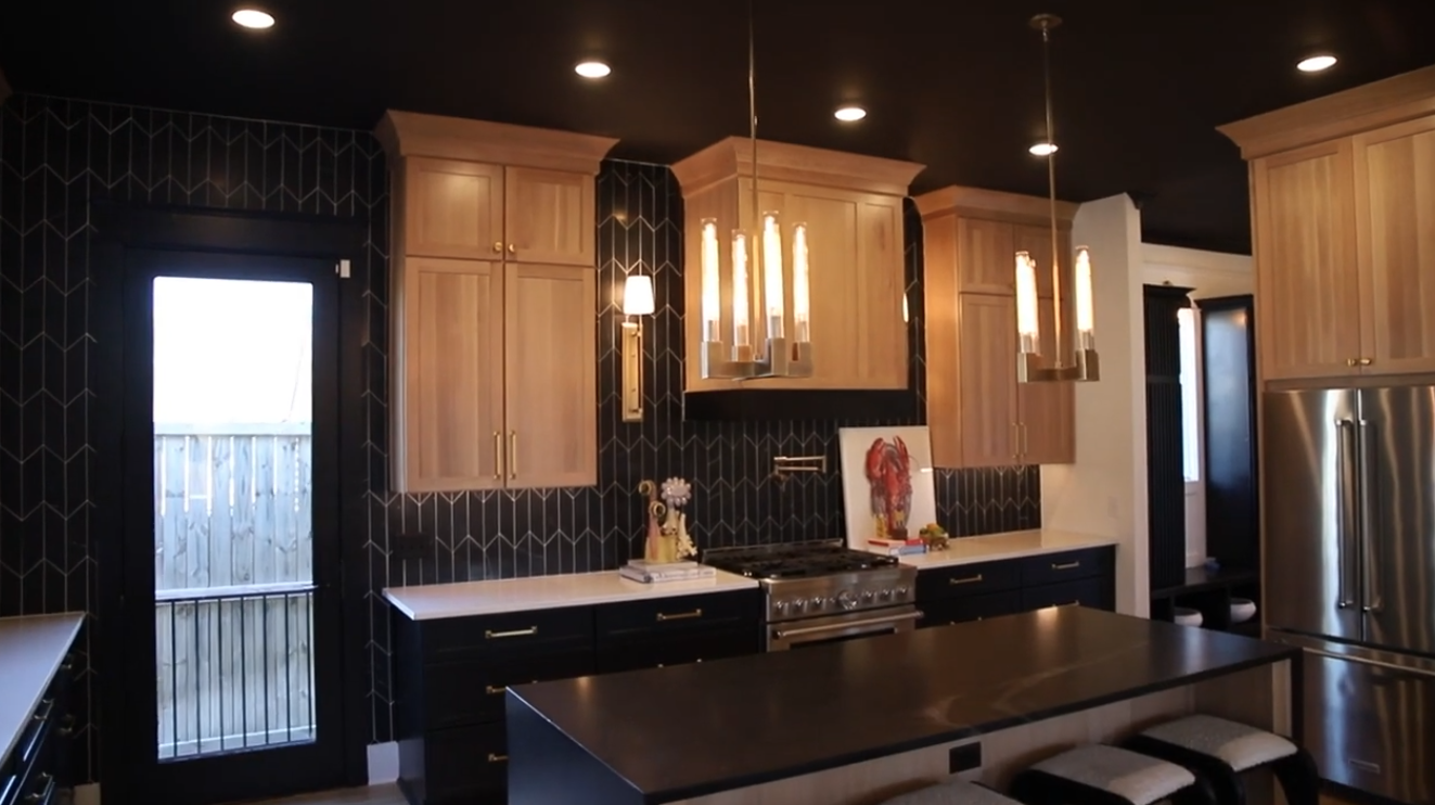 Stunning Kitchen, Happy Customers with Amanda