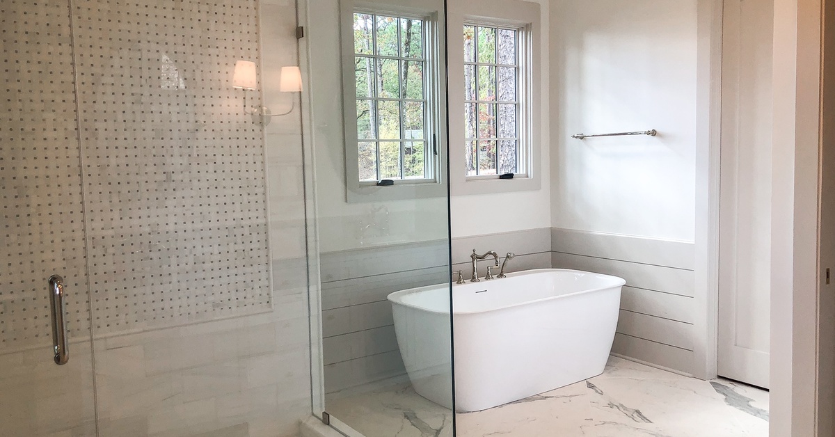 Porcelain Tile vs Ceramic Tile: What Designers Pick